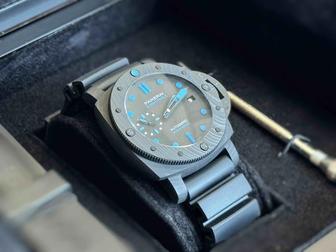 Часы Panerai Luminor Submersible