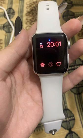Продам Apple Watch SE 3