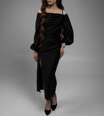 Платье атласное черное(силуэтное)