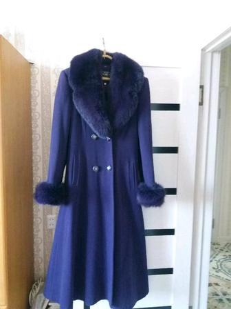 Кашемировое пальто с мехом, дубленка 48 размер