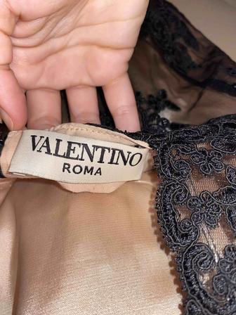Продам платье от бренда Valentino