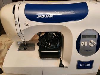 Продам швейную машину JAGUAR.