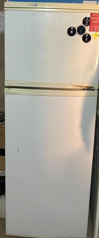 Продается холодильник б/у на запчасти