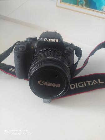 Продам Canon 650d