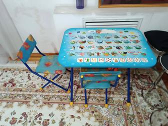Продам детский столик