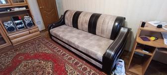 Отличный кожаный диван