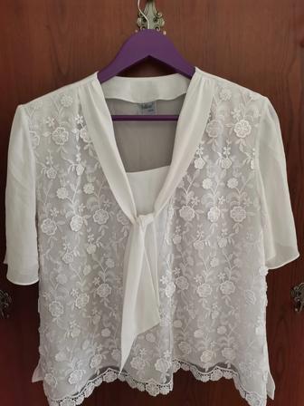 Продам женские платья и блузку размер 46-48