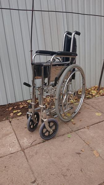 Продам Инвалидное кресло