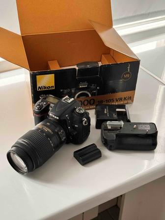 Фотоаппарат Nikon D7000 и объектив 55-300 в комплекте