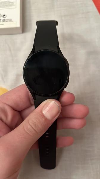 Продам Galaxy Watch4