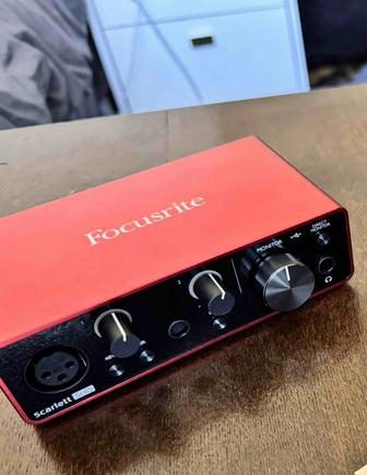 Звуковая карта Focusrite Scarlett Solo 3rd Gen