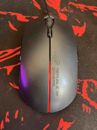ASUS gaming mouse