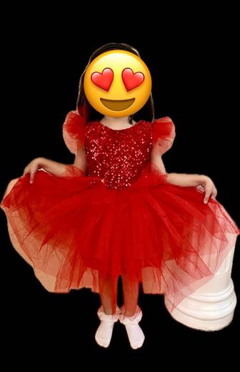 Нарядное детское красное платье