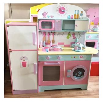 Набор игрушек детская кухня