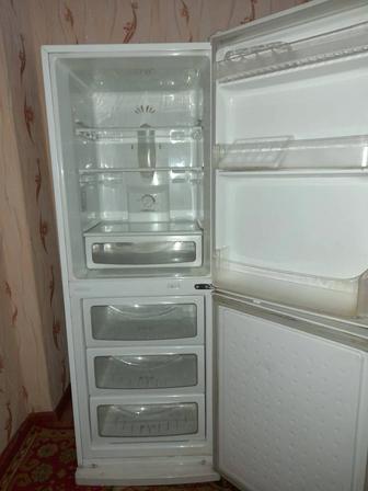 Продам холодильник БУ