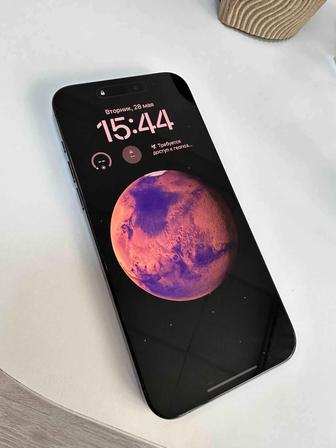 Продам iPhone 15 Pro Max 256 gb черного цвета в идеальном состоянии