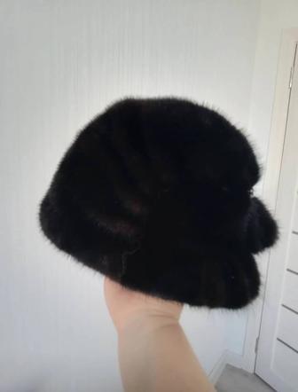 Продам женскую норковую шапку