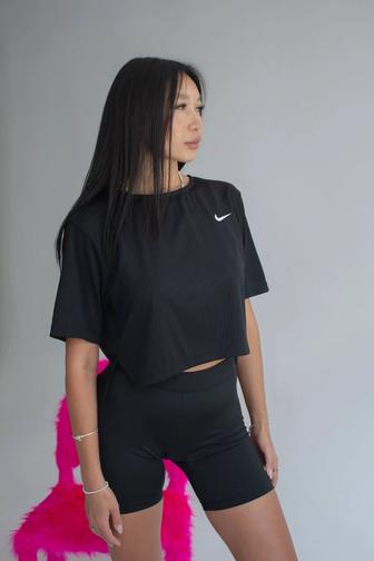 Nike топ L new