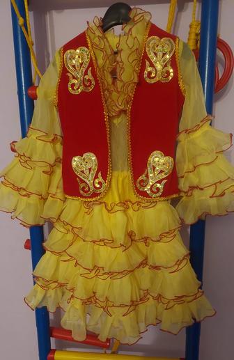 Национальное казахское платье на 5-6 лет