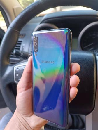 Samsung A50