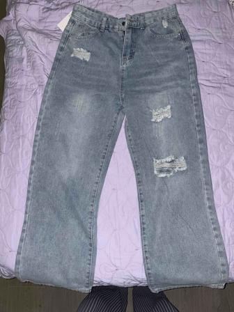 Продам джинсы (новые)
