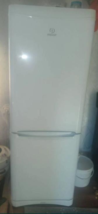 Холодильник индезит + стиральная машина индезит