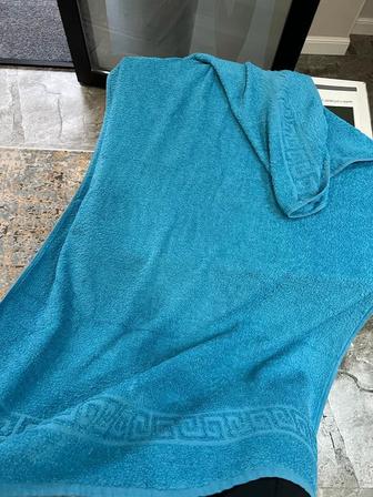 Продам махровые полотенца б/у