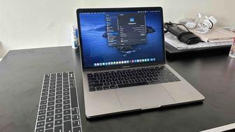 Macbook 2017 Pro 13.3 Touch bar 8+256