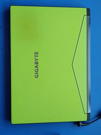 Игровой ноутбук Gigabyte aero 15x v8 (gtx 1070)
