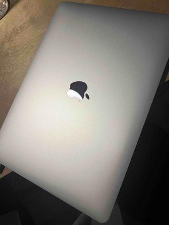 MacBook Air 13 (2018) 8 256