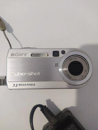 Цифровая камера SONY