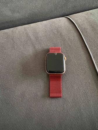Продам Apple Watch SE 1 поколение