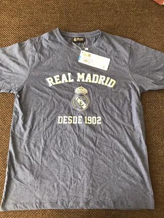 Новую мужскую футболку Real Madrid