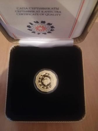 Год тигра коллекционная монета AU999