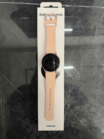 Смарт Часы Samsung Galaxy Watch 5 SM-R900 40 мм Розовое Золото