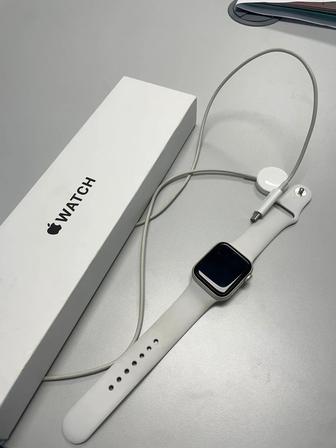 Apple Watch SE 40 мм, серебристый