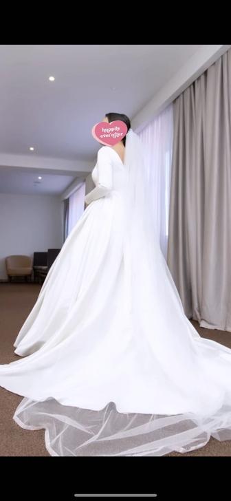 Минималистичное свадебное платье