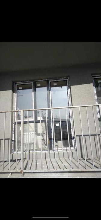 Балконное окно с дверью