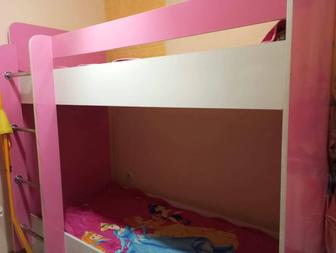 Детская мебель кровать шкафы