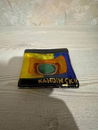 Статуэтка пепельница Kandinsky