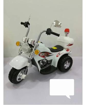 Детский мотоцикл белый
