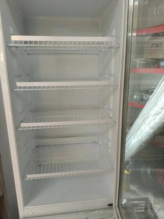 Ветринный холодильник