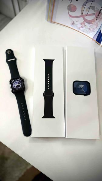 Apple Watch 9 черный 41мм