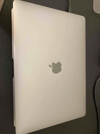 Продам Macbook Pro 13 M1 2020