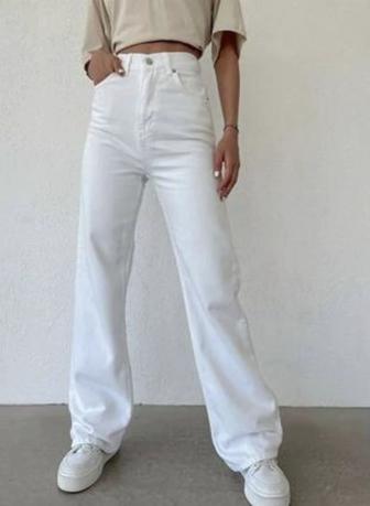 Белые джинсы на лето