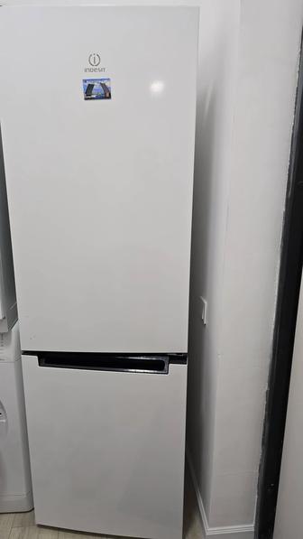 Холодильник б/у Астана