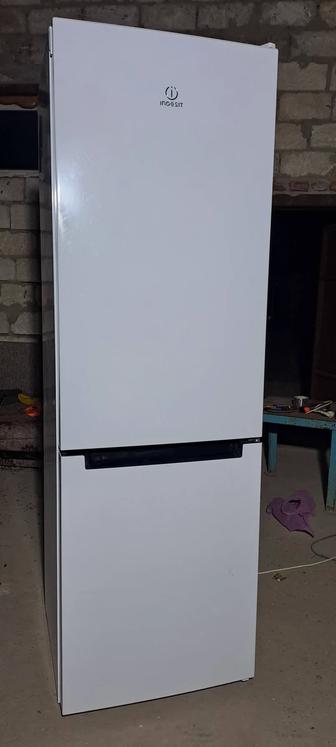 Холодильник индезит ноуфрост