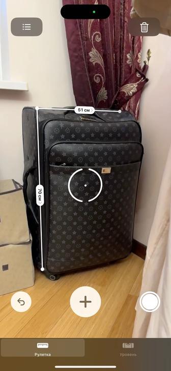 Продам комплект чемоданов