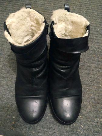 Женскую зимную обувь