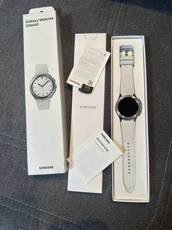 Galaxy Watch 4 Classic 42mm R880 Silver